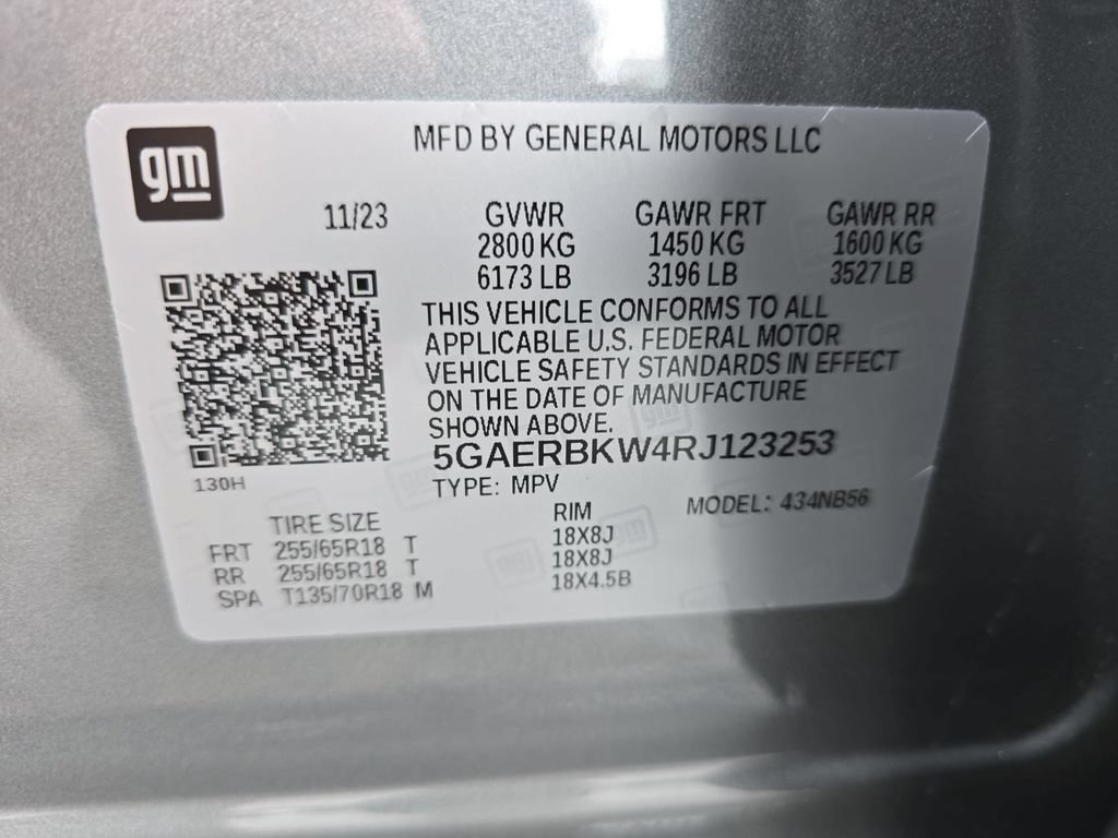 Used 2024 Buick Enclave Essence w/ LPO, Floor Liner Package FWD image 35