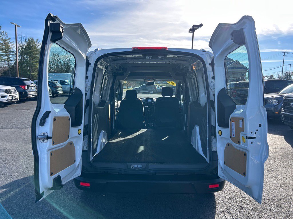 Used 2023 Ford Transit Connect XL image 11