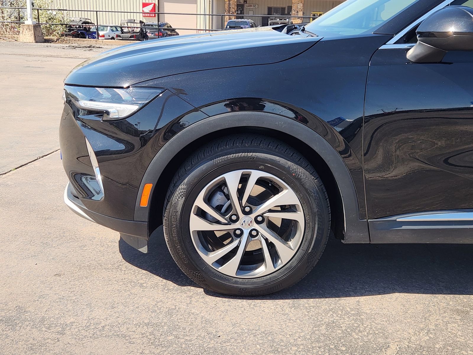 Used 2023 Buick Envision Essence image 9