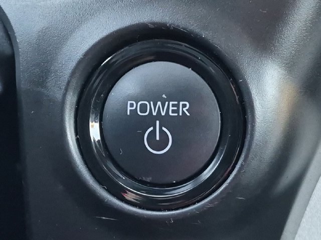Certified 2025 Toyota Sienna XSE w/ XSE Plus Package AWD/4WD image 20