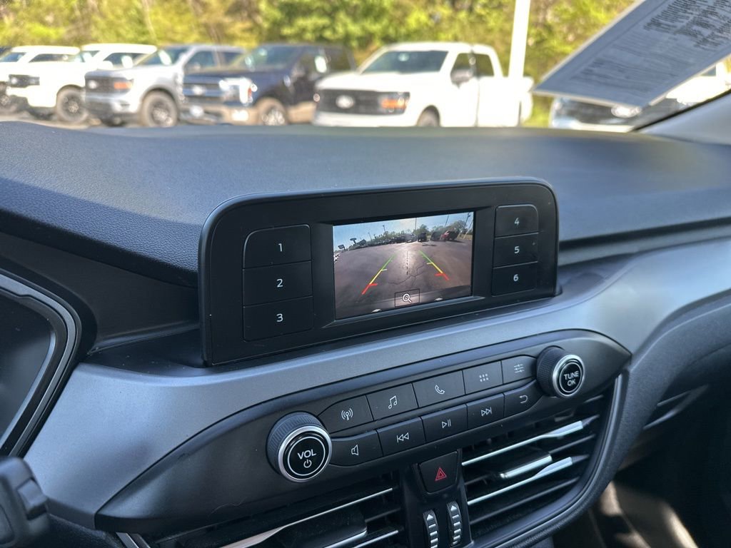 Used 2020 Ford Escape S image 21