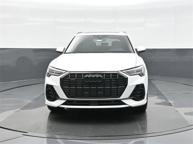 New 2025 Audi Q3 2.0T Premium image 2
