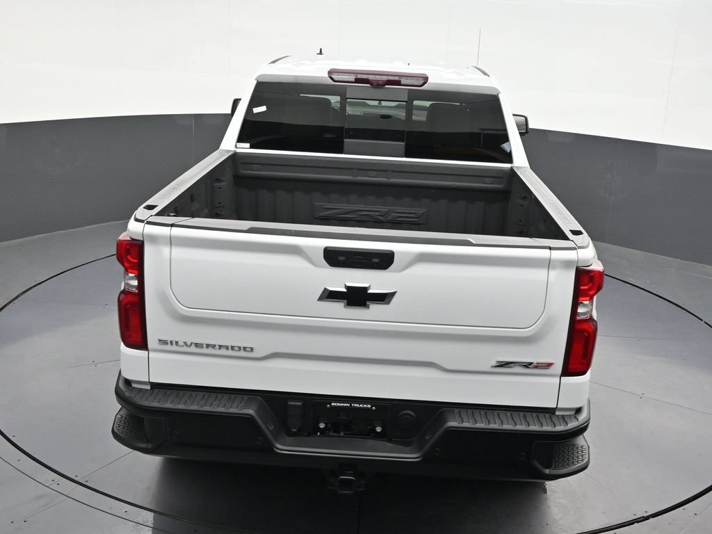 Used 2024 Chevrolet Silverado 1500 ZR2 w/ Technology Package AWD/4WD image 19