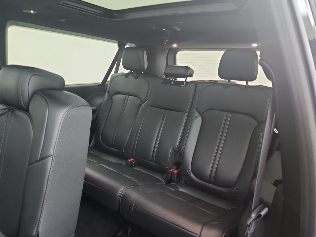 New 2026 Jeep Grand Wagoneer L 4WD w/ Premium Group I image 31
