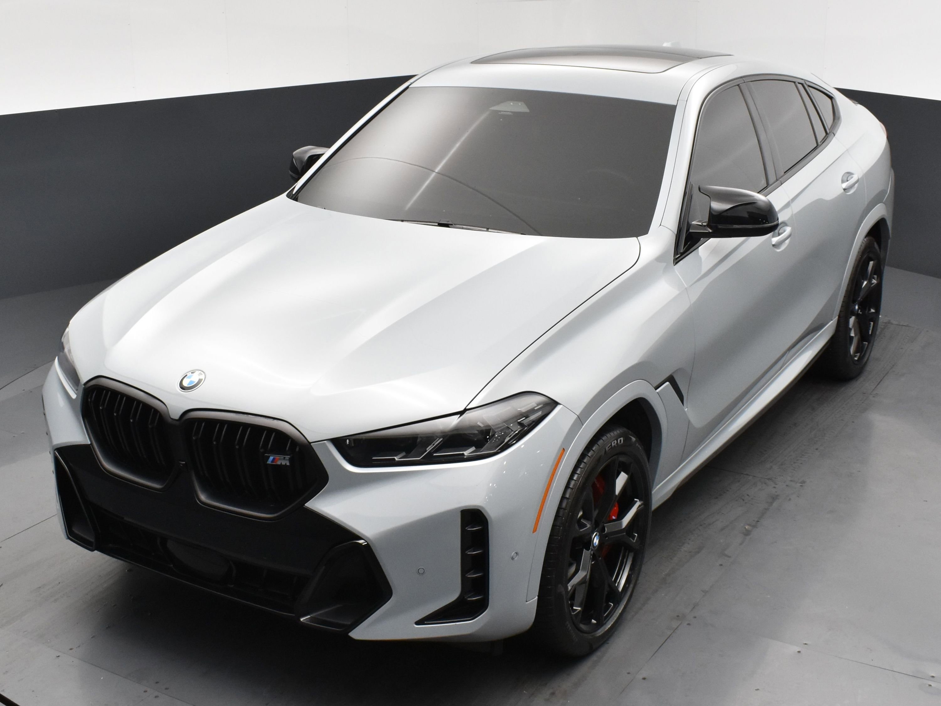 Used 2024 BMW X6 M60i w/ M Sport Professional Package image 21