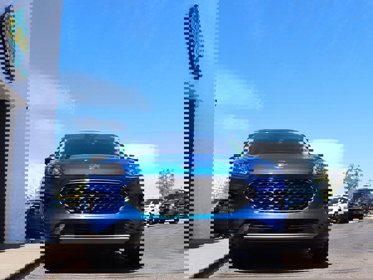 Used 2022 Ford Escape SE image 17