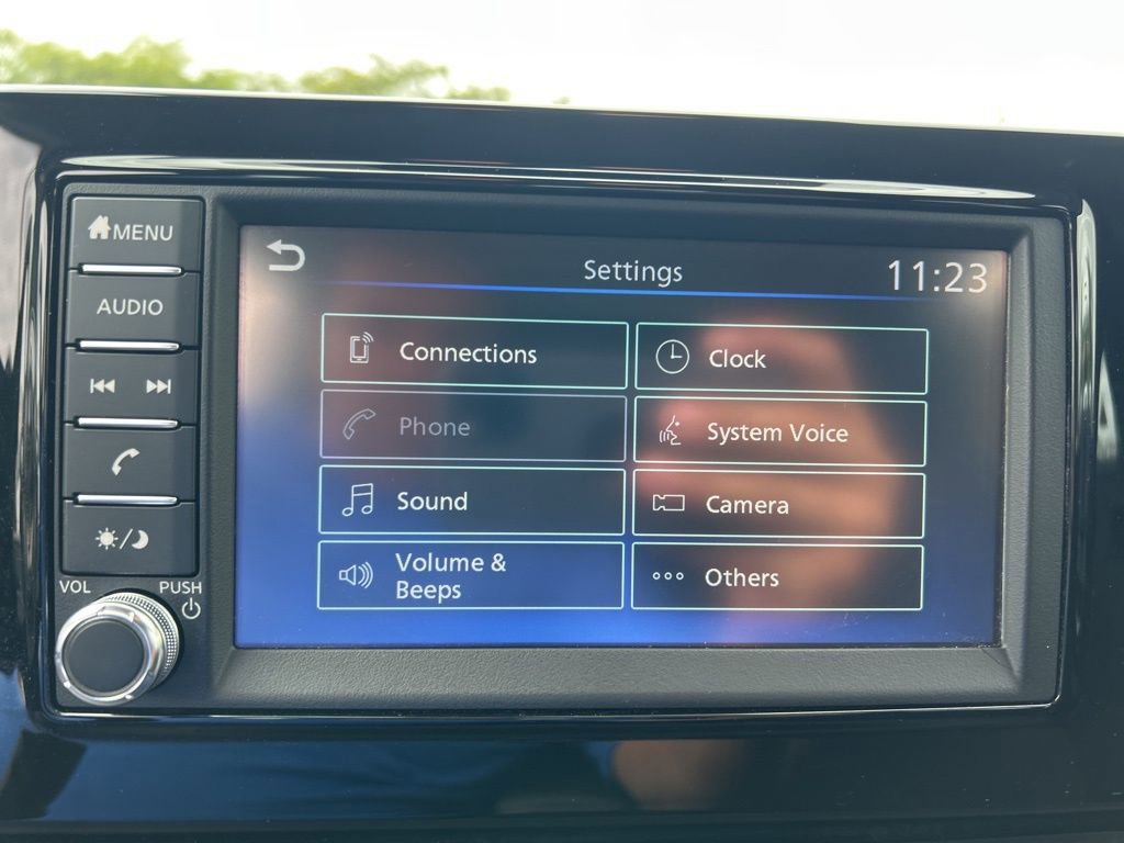 Used 2025 Nissan Kicks S FWD image 35
