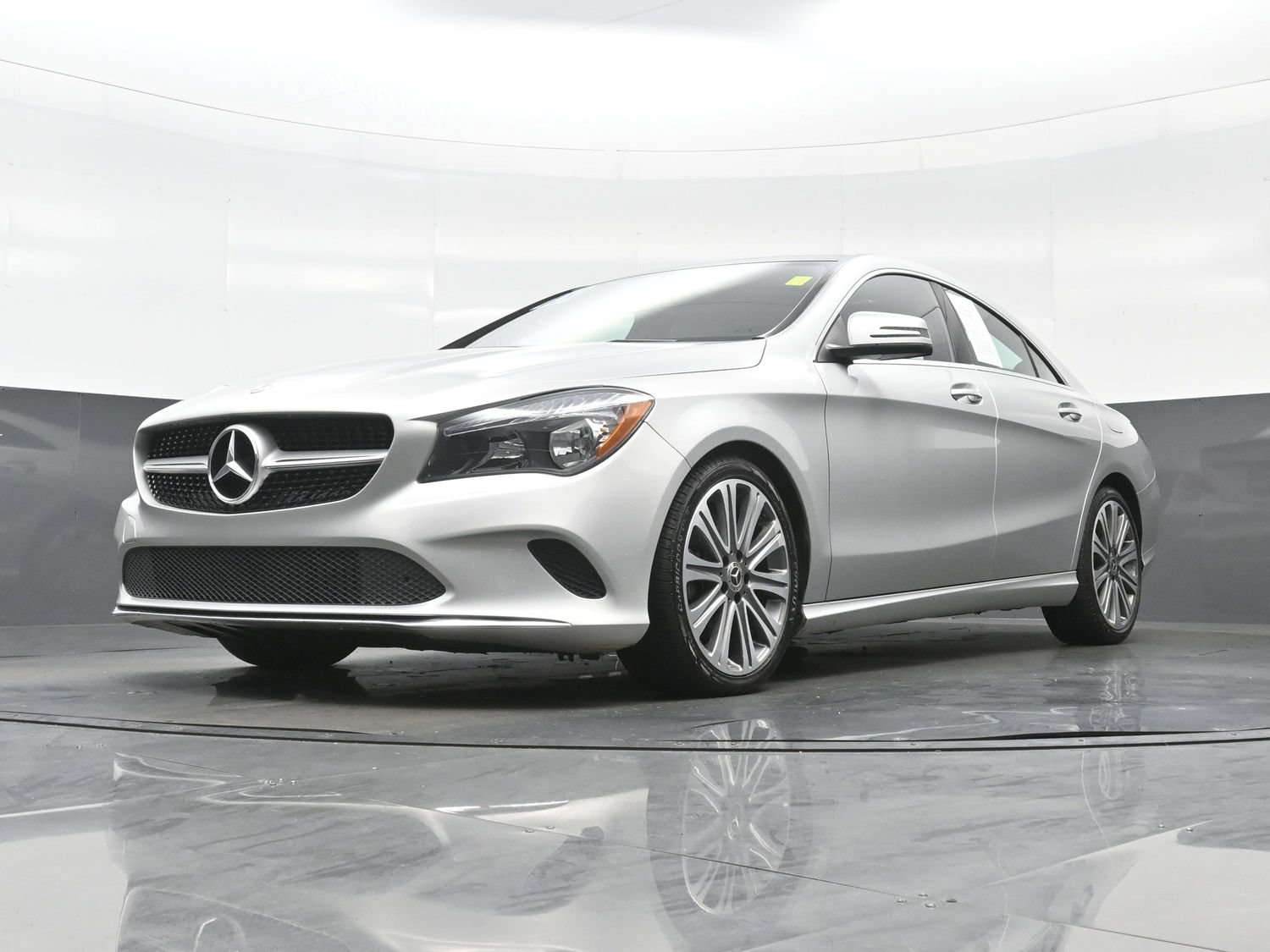 Used 2018 Mercedes-Benz CLA 250 image 23