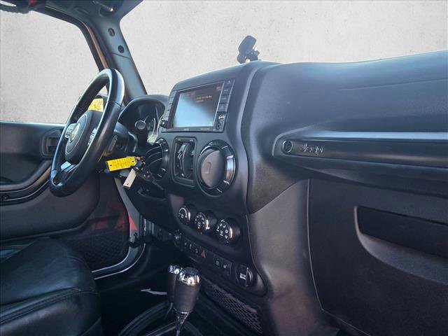 Used 2017 Jeep Wrangler Unlimited Sahara image 17