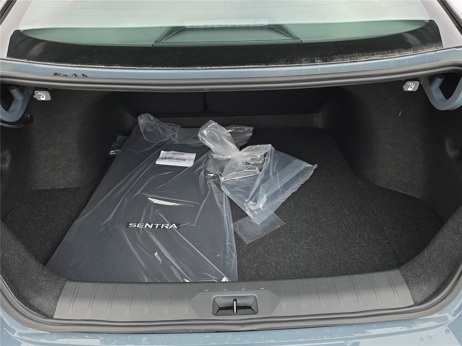 New 2026 Nissan Sentra SR w/ Floor Mat Package FWD image 32