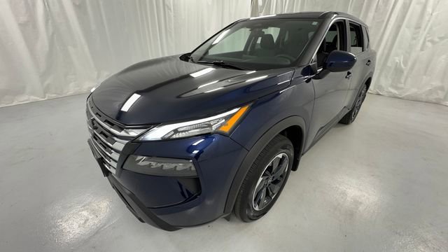 Certified 2026 Nissan Rogue SV w/ Cold Weather Package AWD/4WD image 7