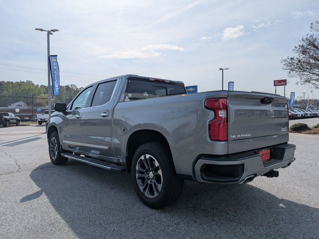 Used 2025 Chevrolet Silverado 1500 High Country w/ Z71 Off-Road Package image 6