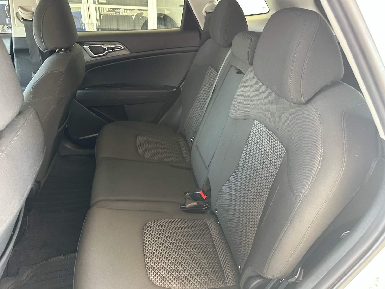 Used 2023 Kia Sportage LX FWD image 22