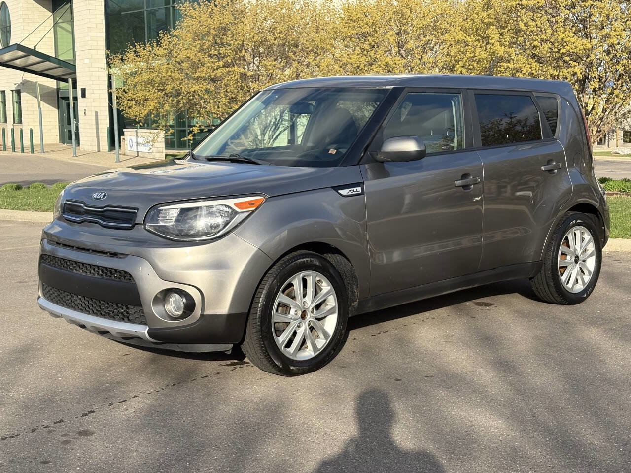 Used 2018 Kia Soul + image 1