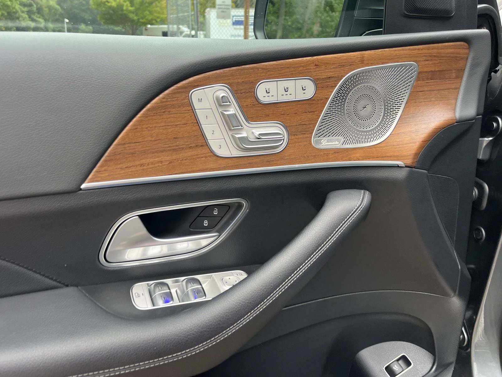 Certified 2025 Mercedes-Benz GLE 350 4MATIC image 19