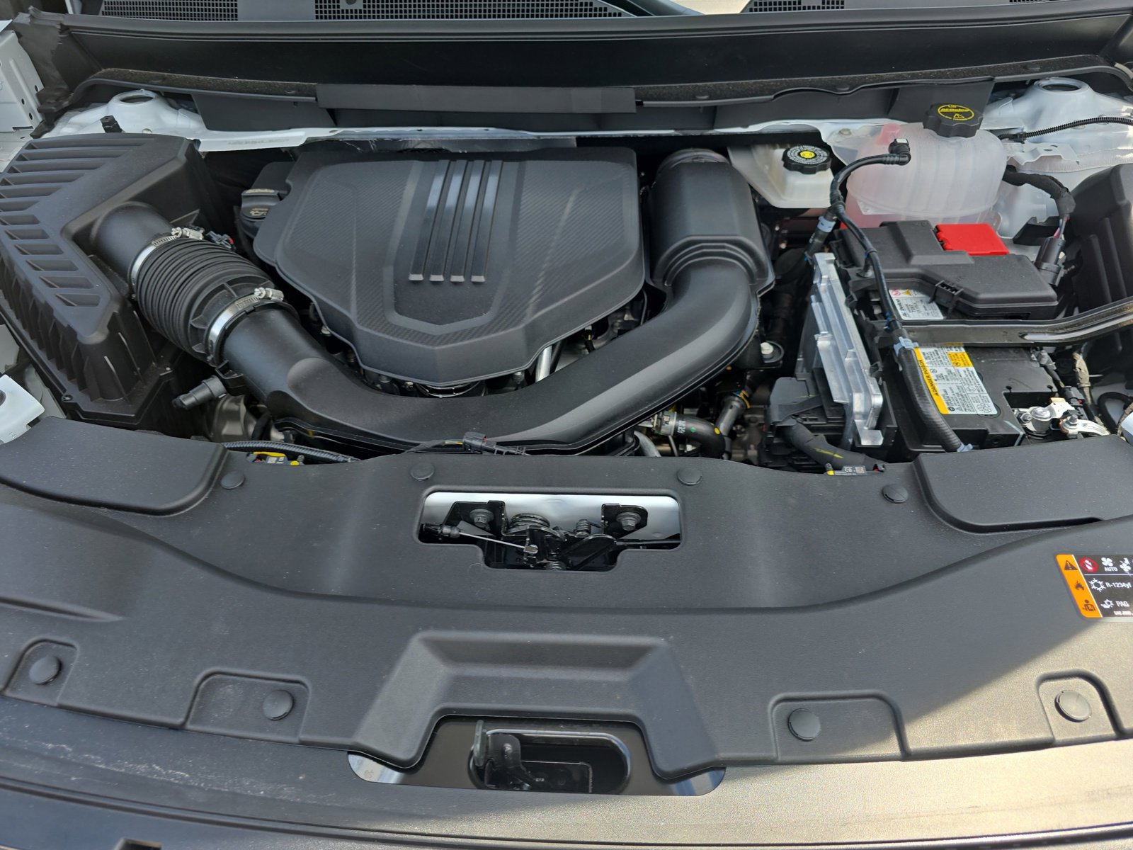 New 2025 GMC Acadia Elevation image 27