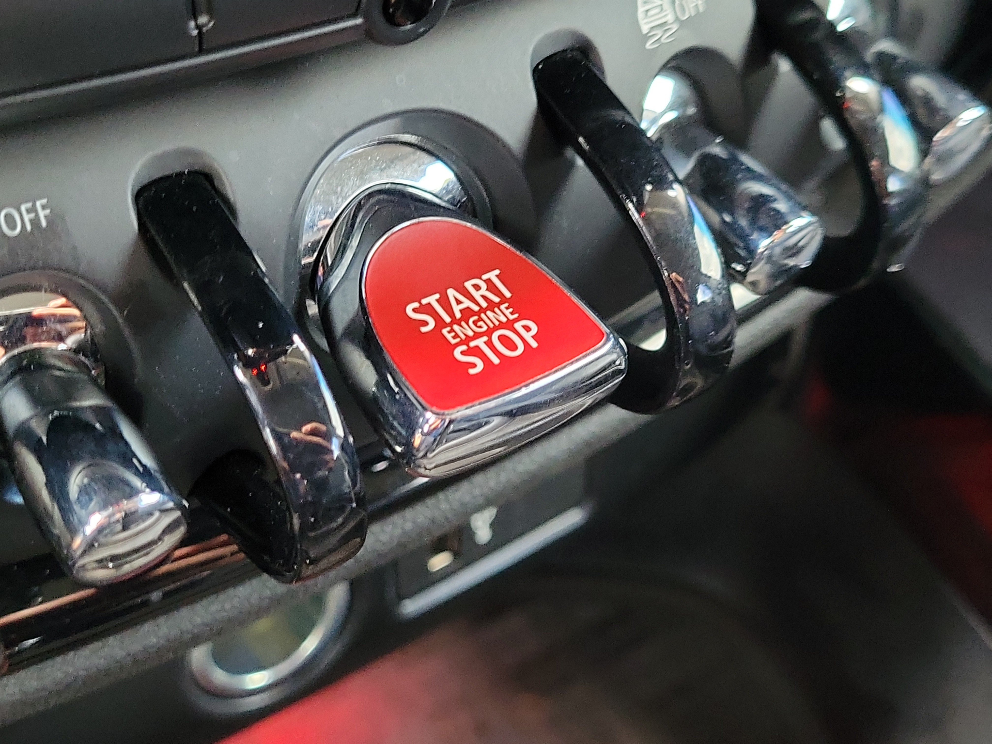 Used 2023 MINI Cooper Clubman S FWD image 33