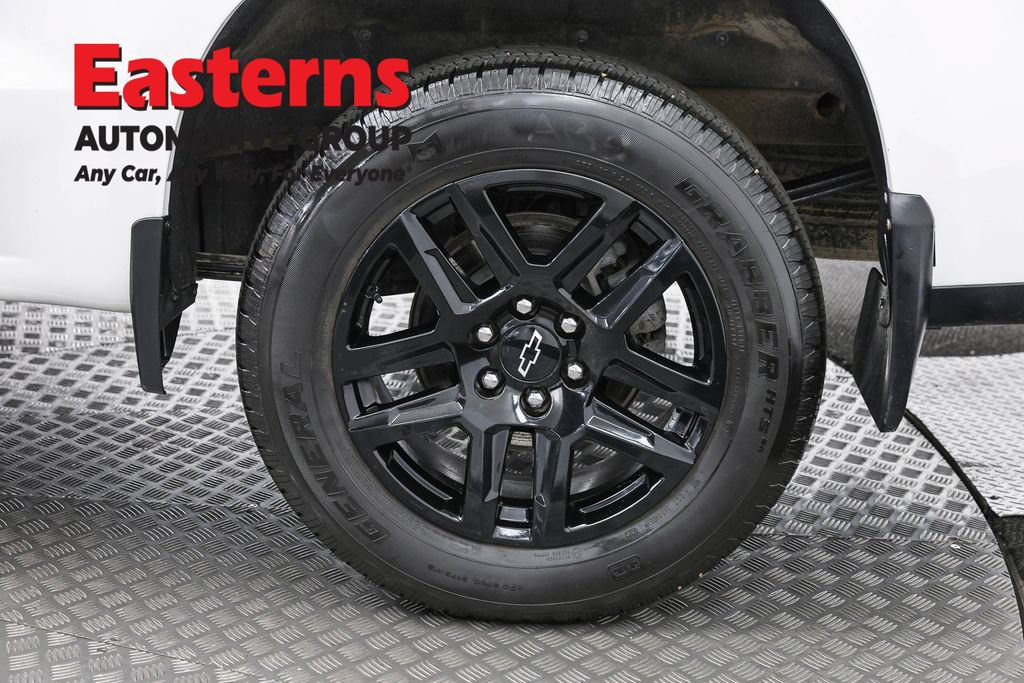Used 2024 Chevrolet Silverado 1500 Custom w/ LPO, Dark Essentials Package AWD/4WD image 33