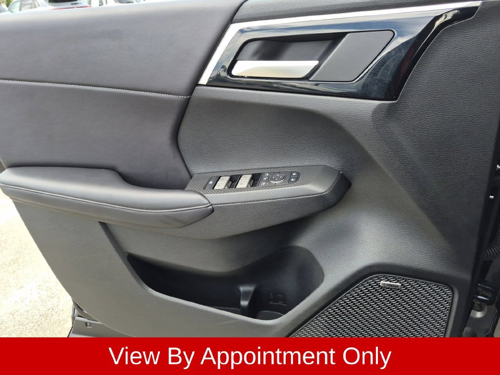 Used 2025 Mitsubishi Outlander SE AWD/4WD image 23