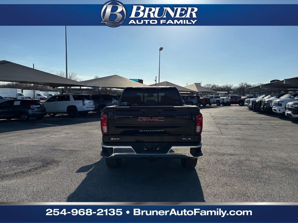 New 2026 GMC Sierra 1500 SLE w/ Preferred Package AWD/4WD image 6