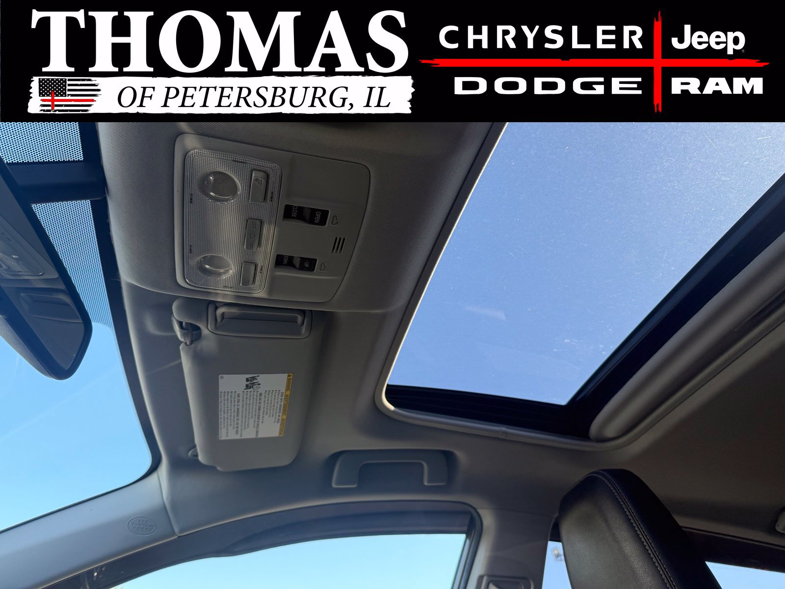 Used 2015 Toyota RAV4 Limited AWD/4WD image 17