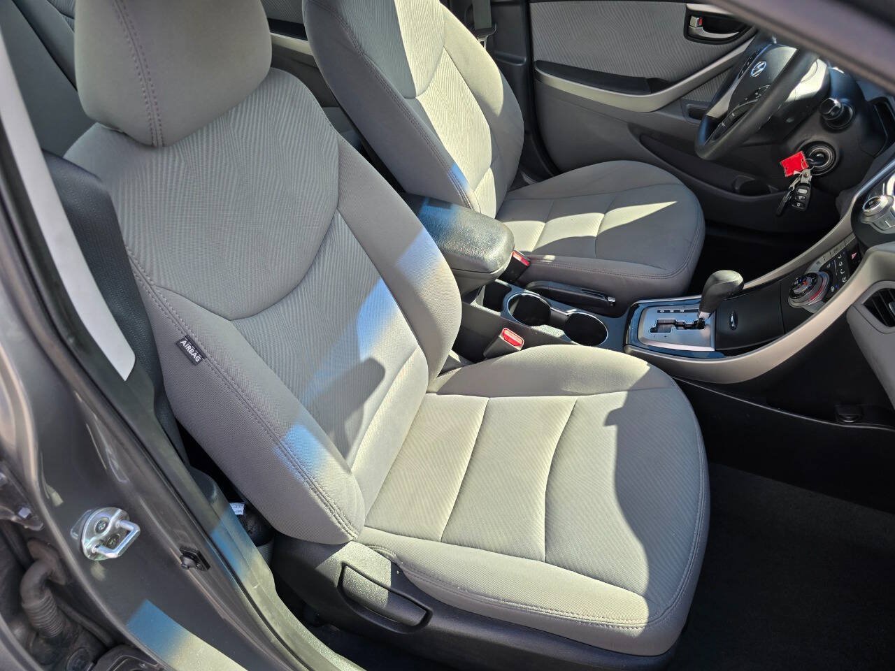 Used 2013 Hyundai Elantra GLS w/ Preferred Pkg FWD image 27
