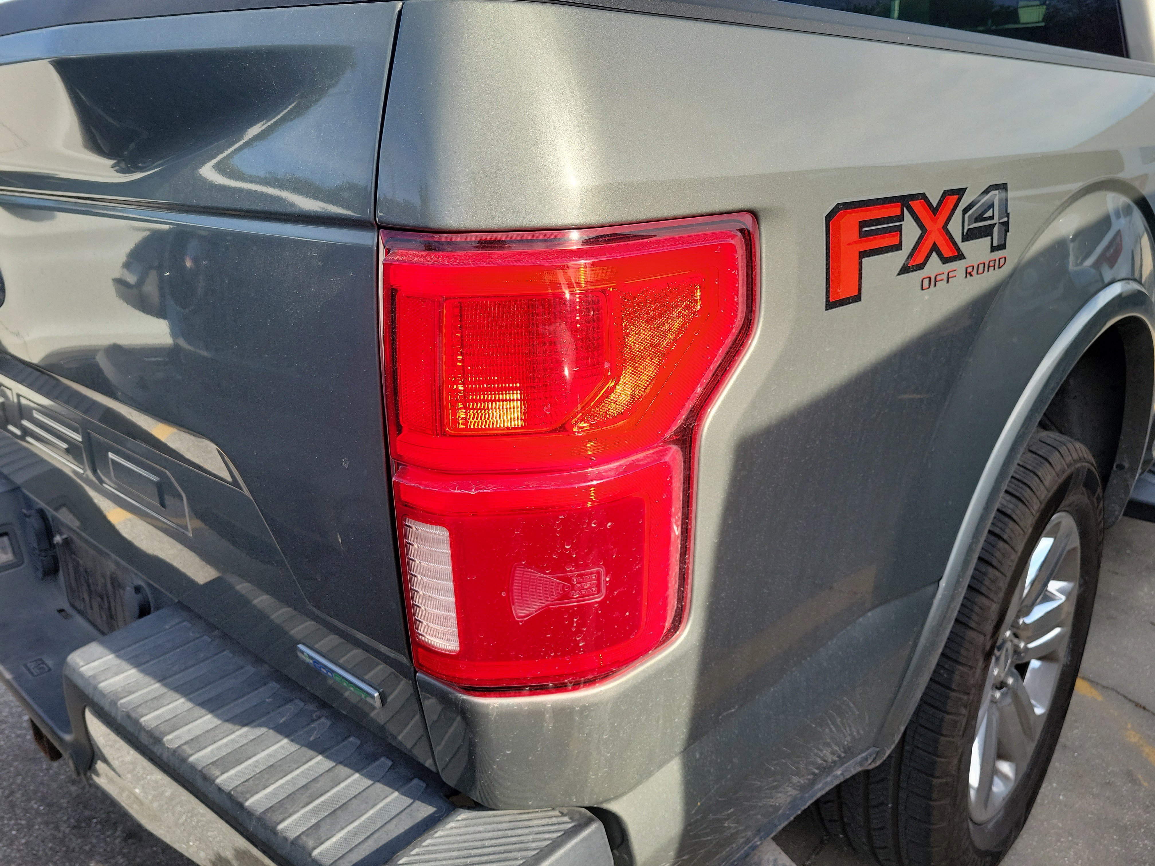 Used 2020 Ford F150 Lariat w/ Equipment Group 502A Luxury image 4
