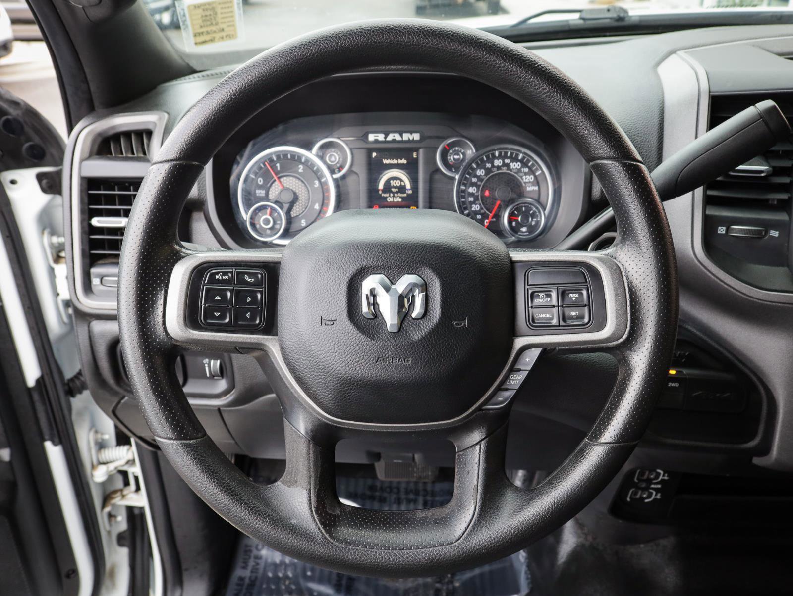 Used 2022 RAM 3500 Tradesman w/ Chrome Appearance Group image 20