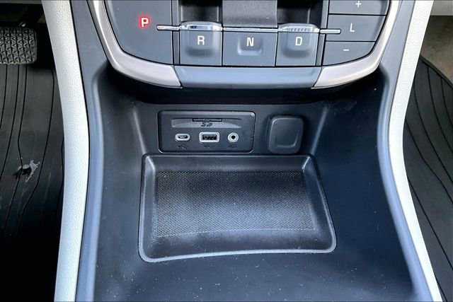 Certified 2024 GMC Terrain Denali w/ Black Diamond Edition image 24