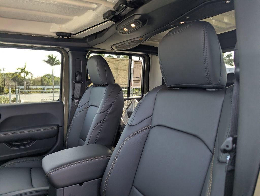 New 2026 Jeep Gladiator Sport image 11