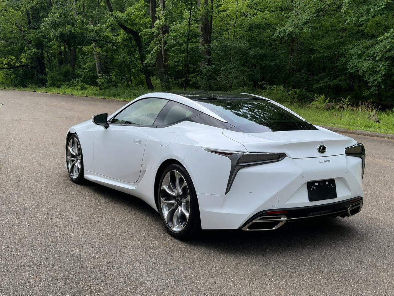 Used 2021 Lexus LC 500 Coupe w/ Performance Package RWD image 6