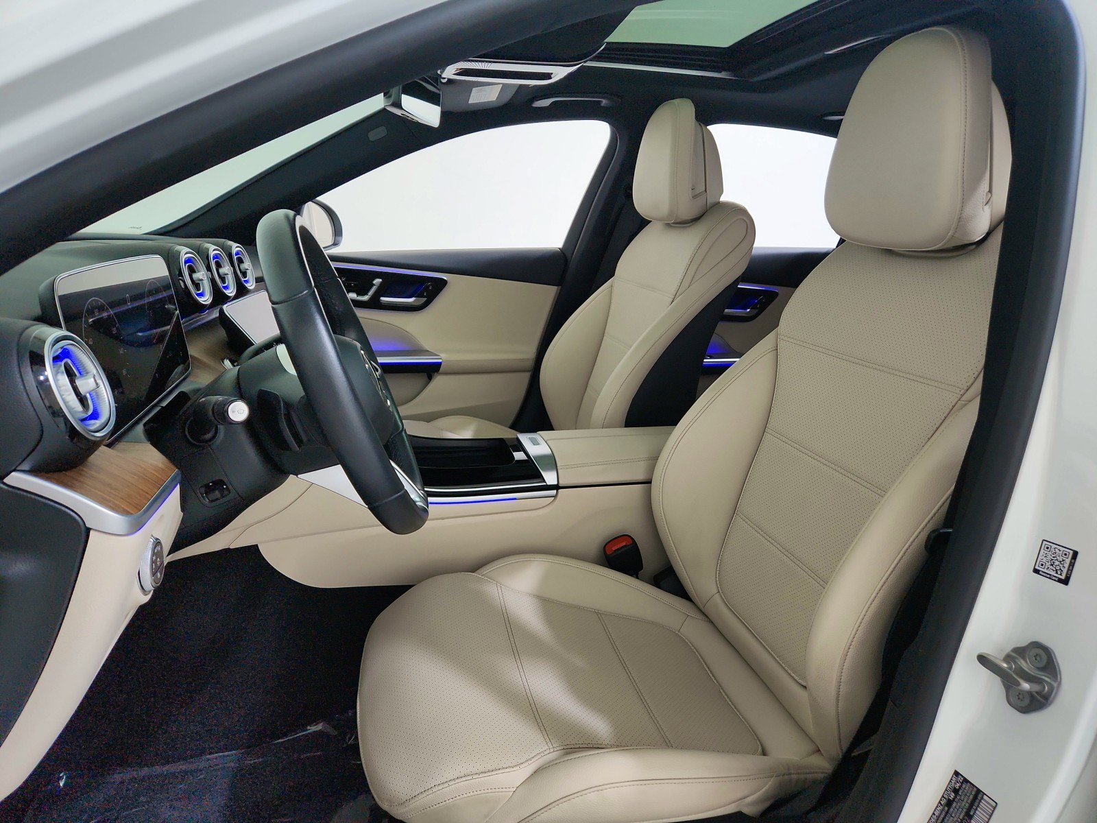 Used 2022 Mercedes-Benz C 300 Sedan w/ Exclusive Trim Package image 17