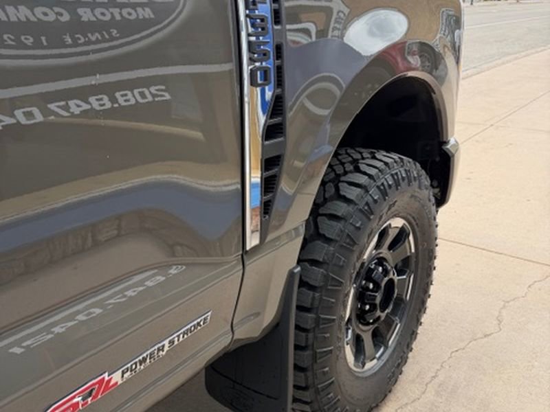 New 2026 Ford F350 Platinum image 3