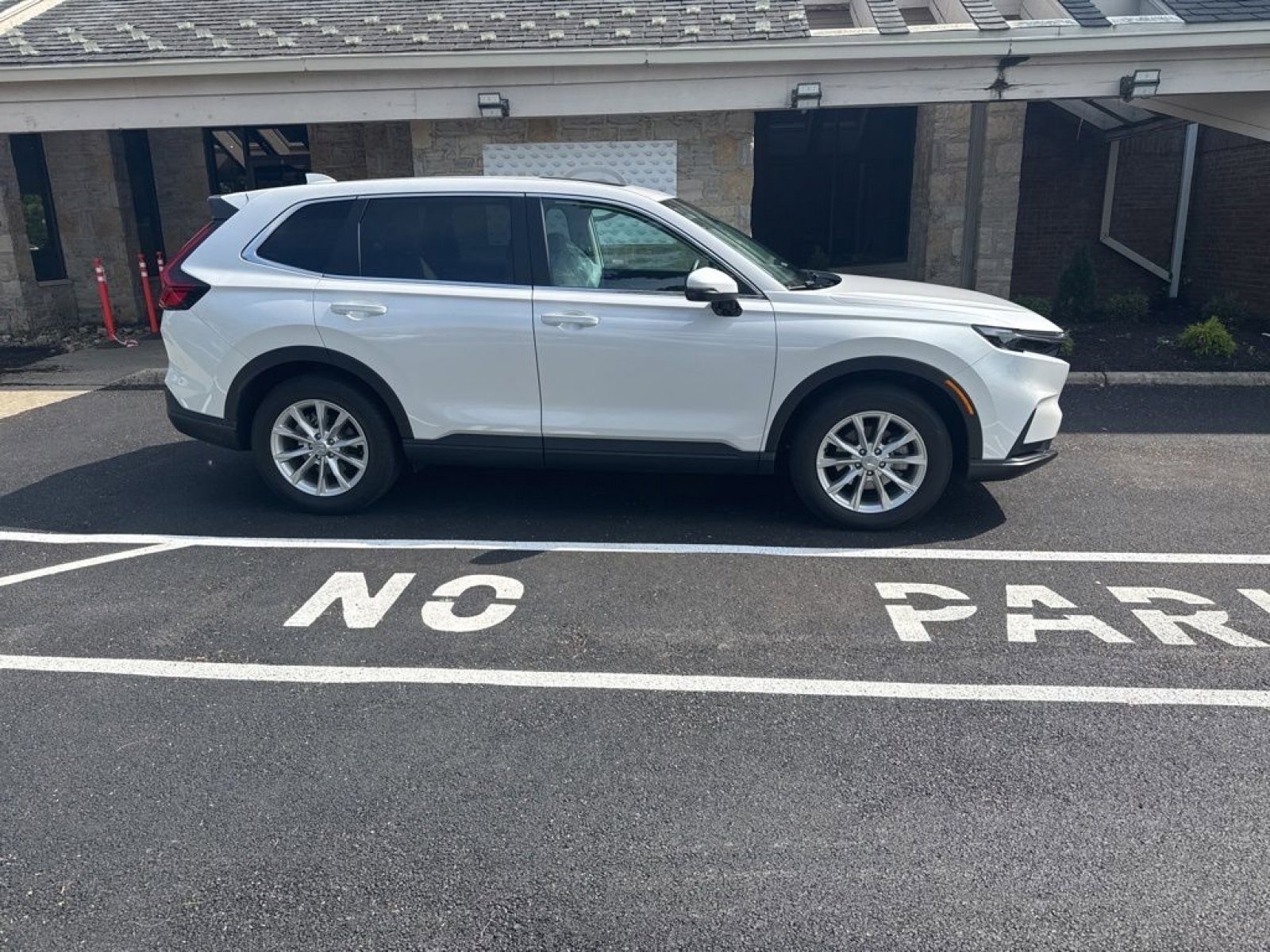 Certified 2024 Honda CR-V EX-L image 5
