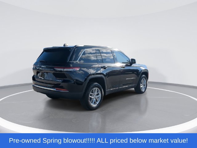 Used 2025 Jeep Grand Cherokee Laredo X AWD/4WD image 8