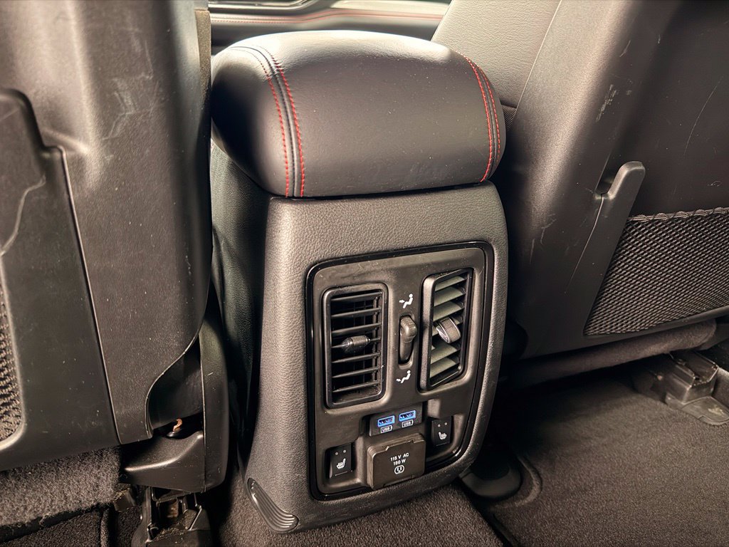 Used 2025 Dodge Durango R/T AWD/4WD image 22