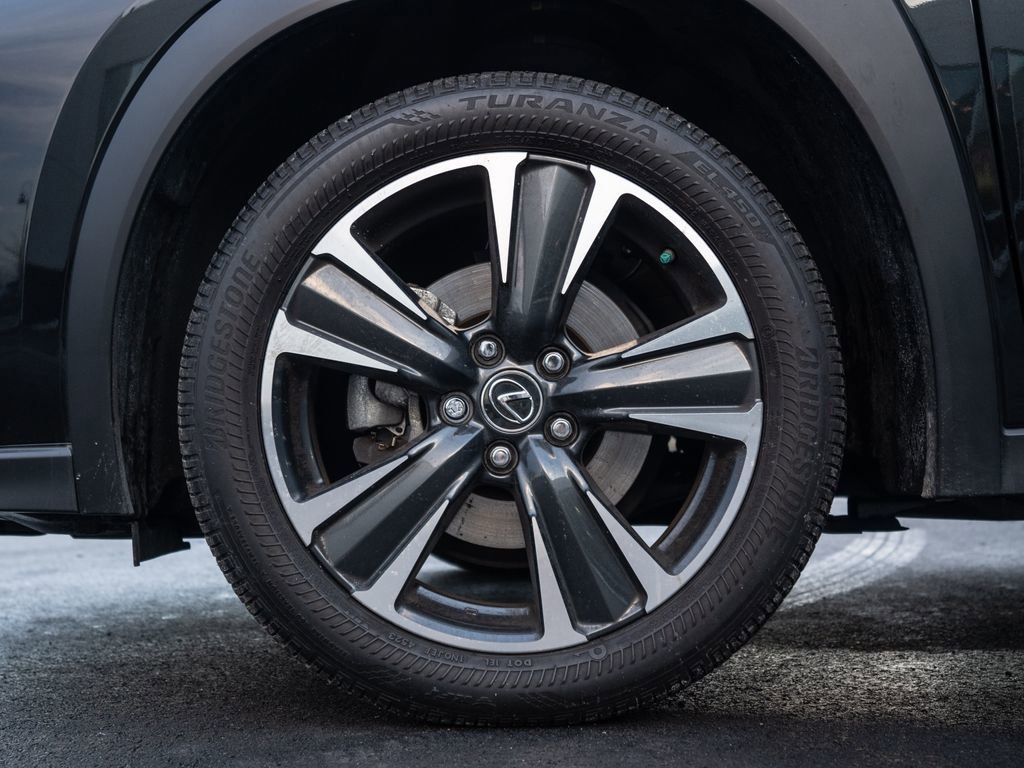 Used 2024 Lexus UX 250h AWD image 11