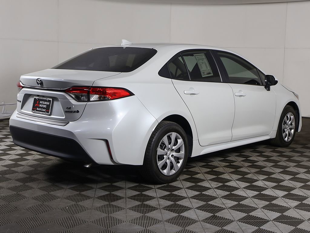 Used 2024 Toyota Corolla LE image 7