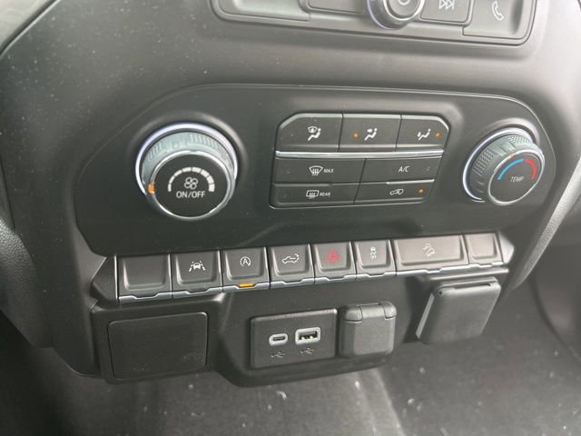 New 2026 Chevrolet Silverado 1500 Custom Trail Boss w/ LPO, Dark Essentials Package AWD/4WD image 27