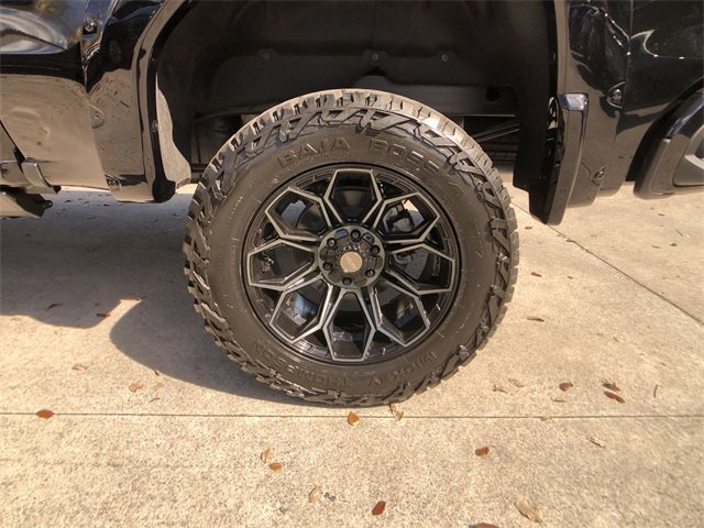 New 2025 GMC Sierra 1500 AT4 w/ Technology Package image 18