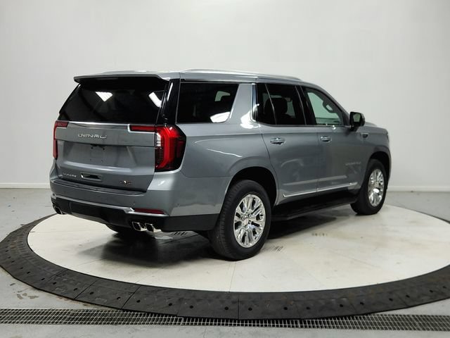 Used 2025 GMC Yukon Denali RWD image 8