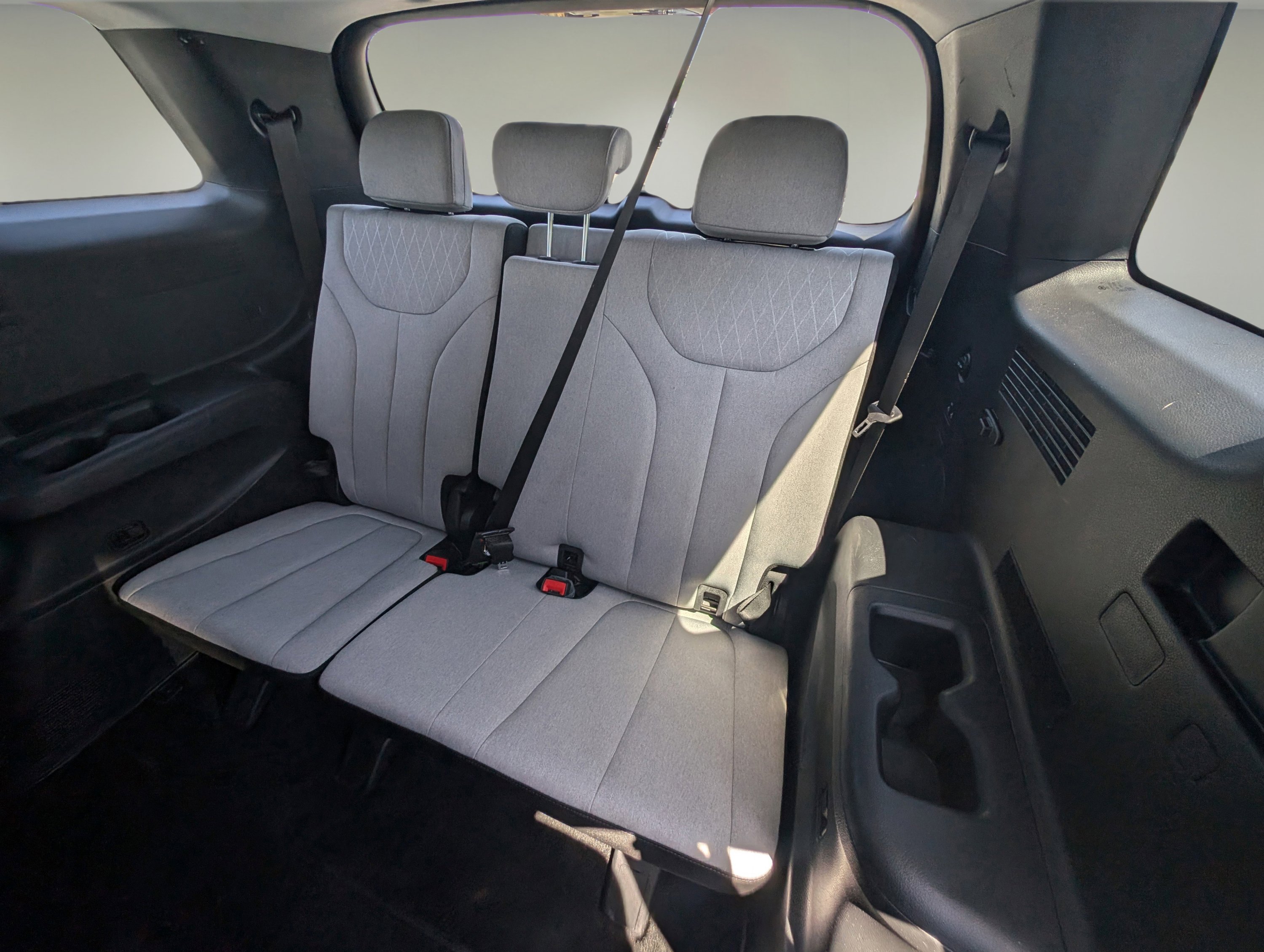 Used 2021 Hyundai Palisade SE image 12