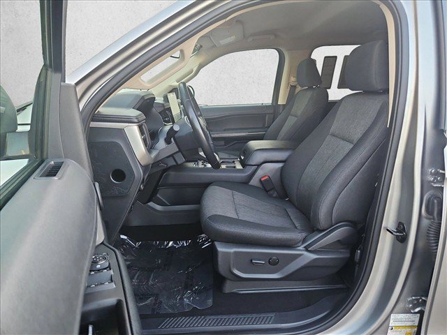 Used 2024 Ford Expedition XLT RWD image 16