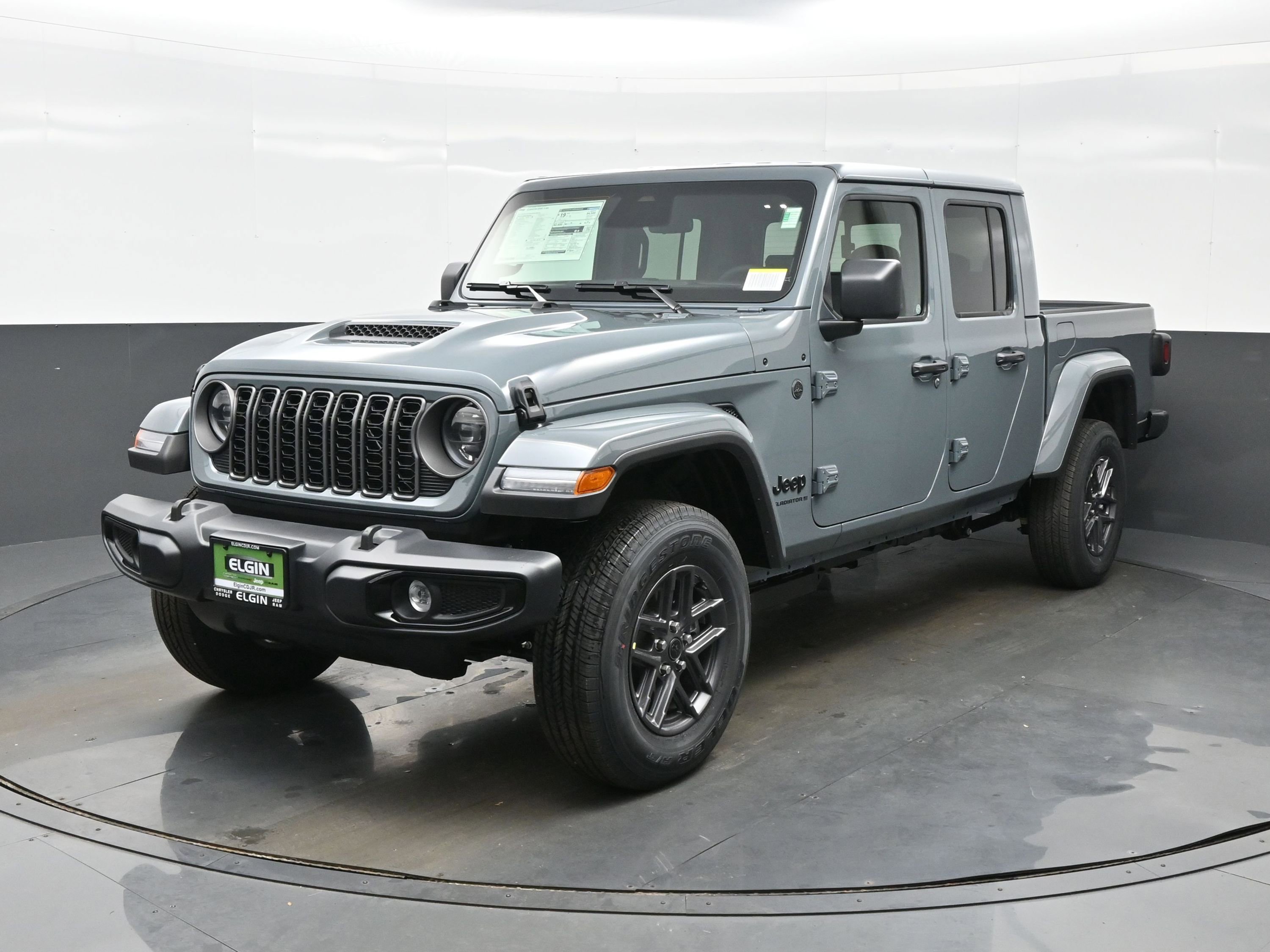 New 2026 Jeep Gladiator Sport image 2