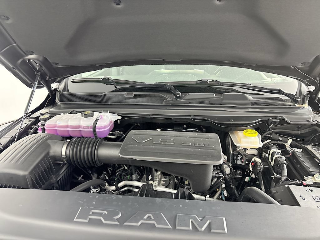 New 2026 RAM 1500 Express AWD/4WD image 28