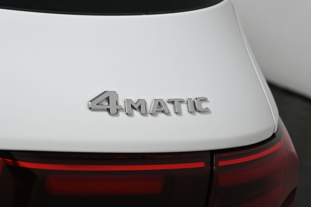 Used 2025 Mercedes-Benz GLB 250 4MATIC image 36