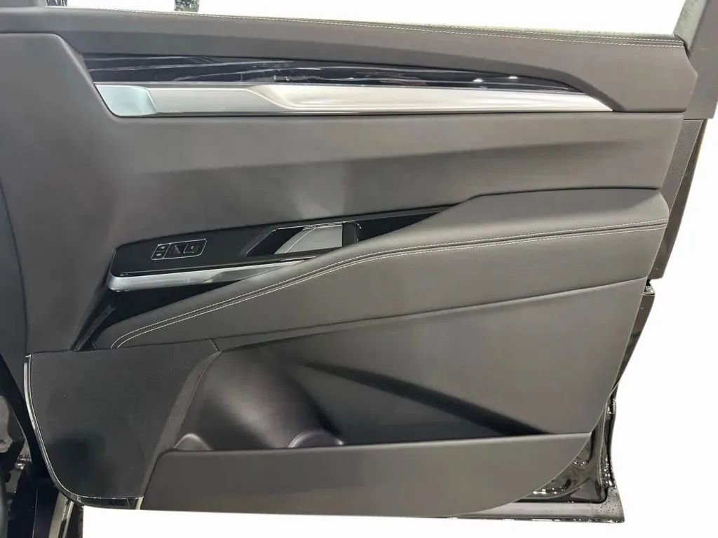 New 2026 Cadillac Escalade Sport w/ Touring Package image 19