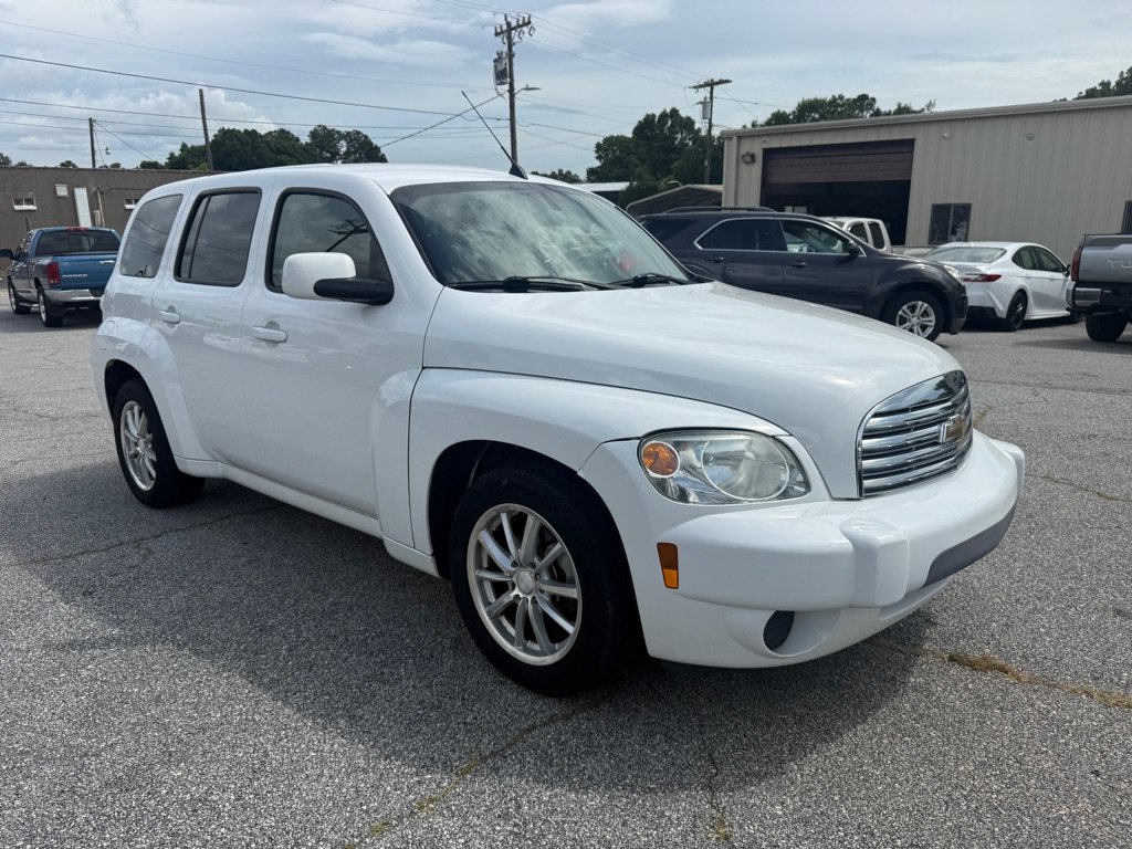Used 2011 Chevrolet HHR LT FWD image 3