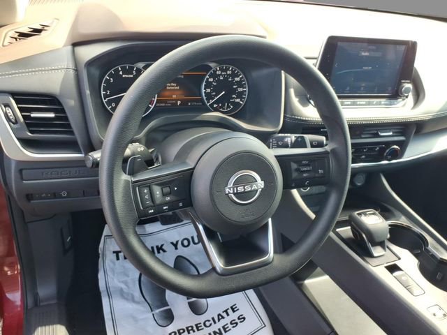 Used 2023 Nissan Rogue S image 21