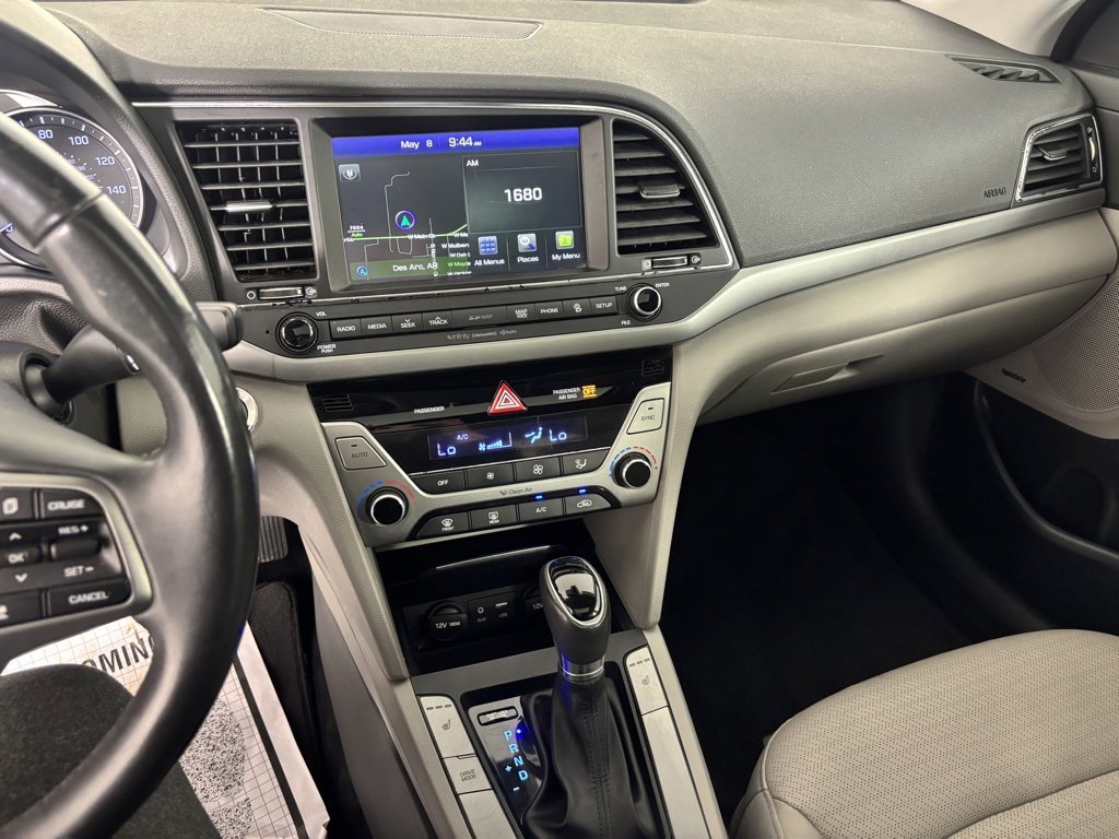 Used 2017 Hyundai Elantra Limited w/ Limited Tech Package 04 image 21
